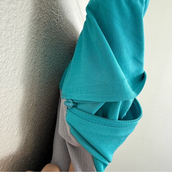 Lululemon Namaste At the Beach Shorts Blue/Gray Size M - Picture 4 of 8